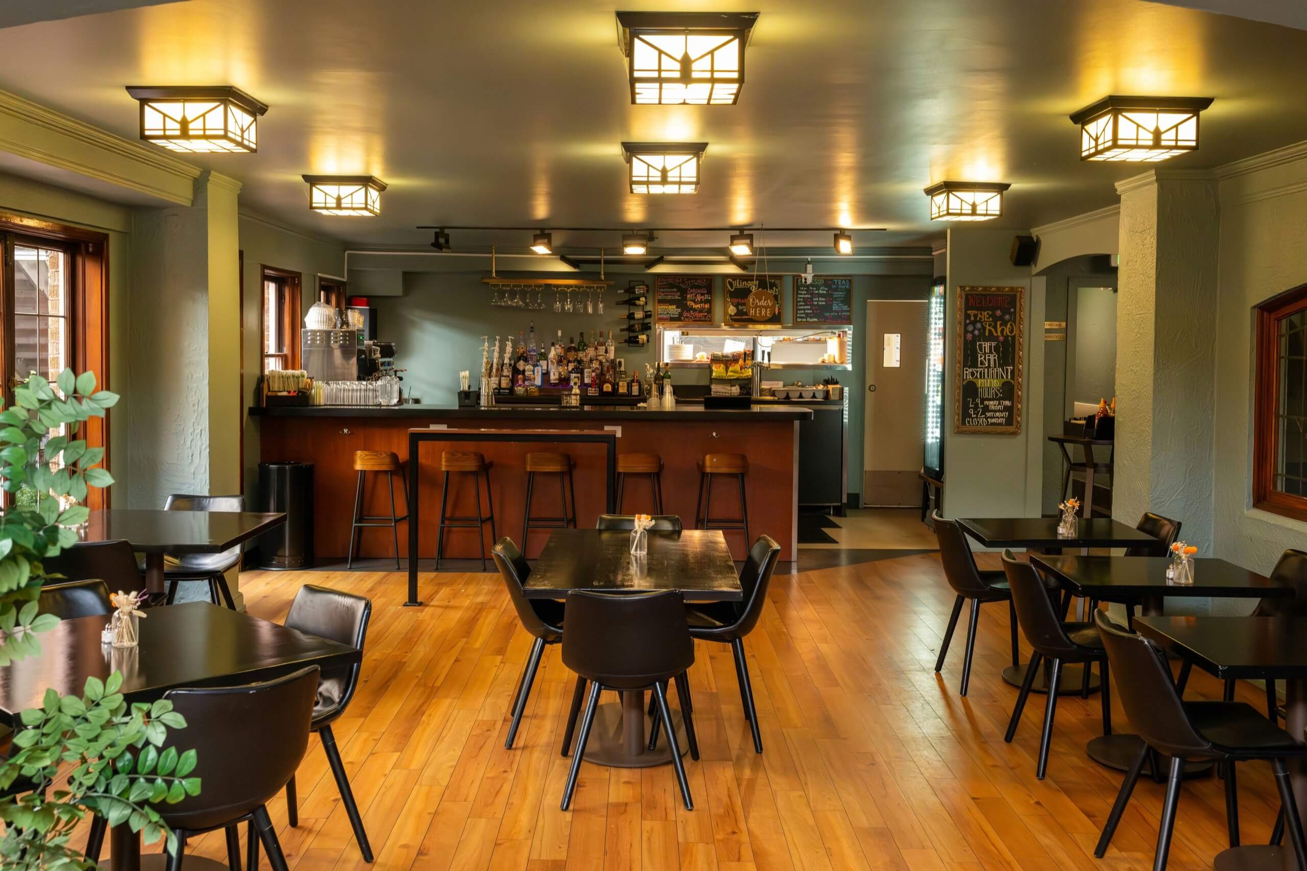 bar