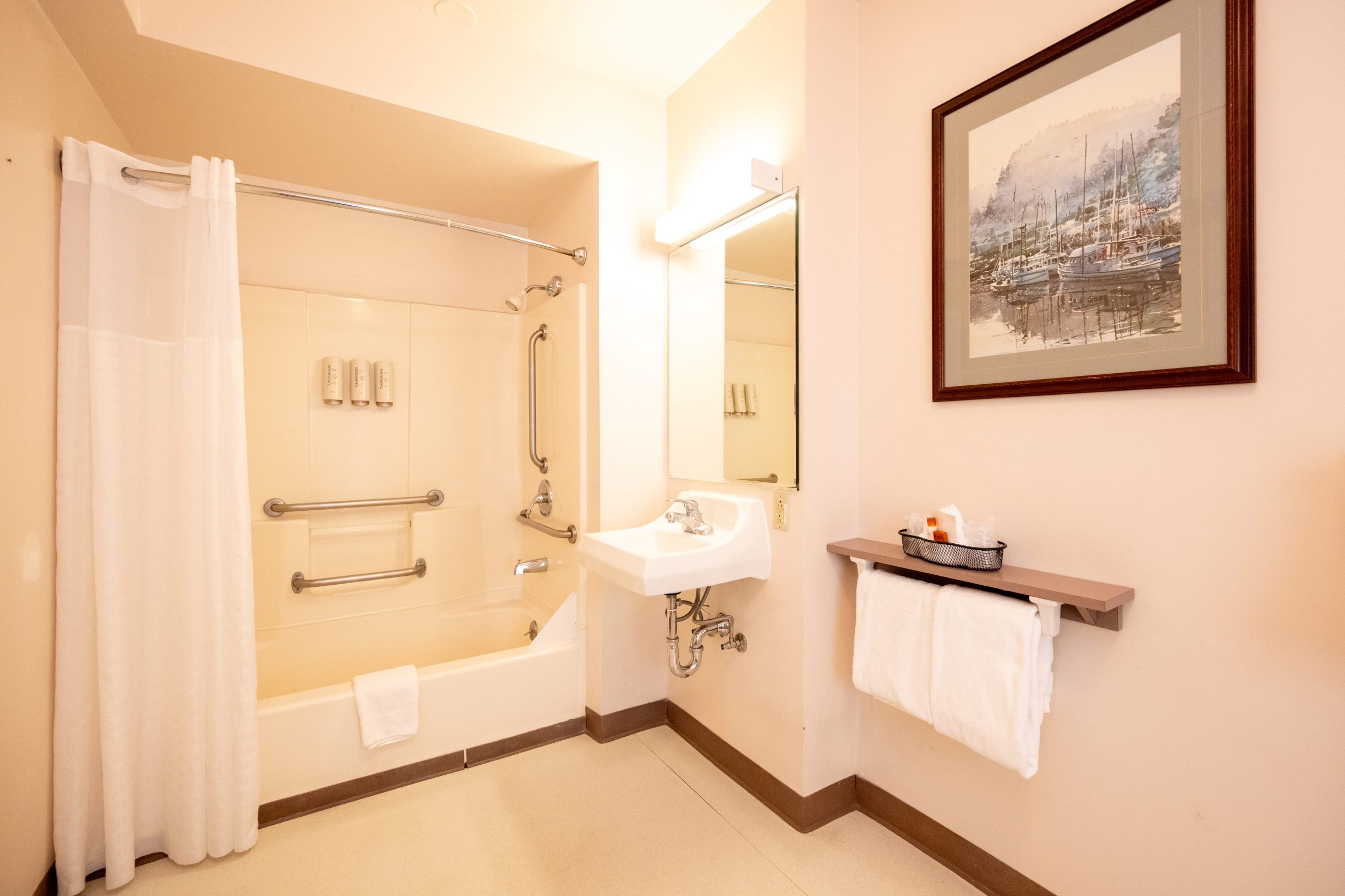 Double Queen Junior Suite